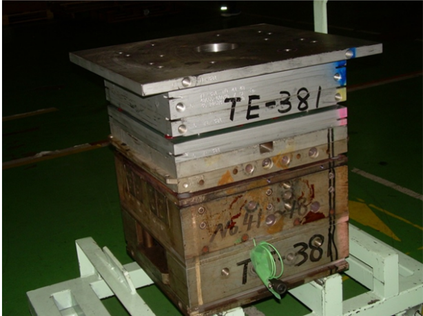 トップヒートバリアー 金型施工前