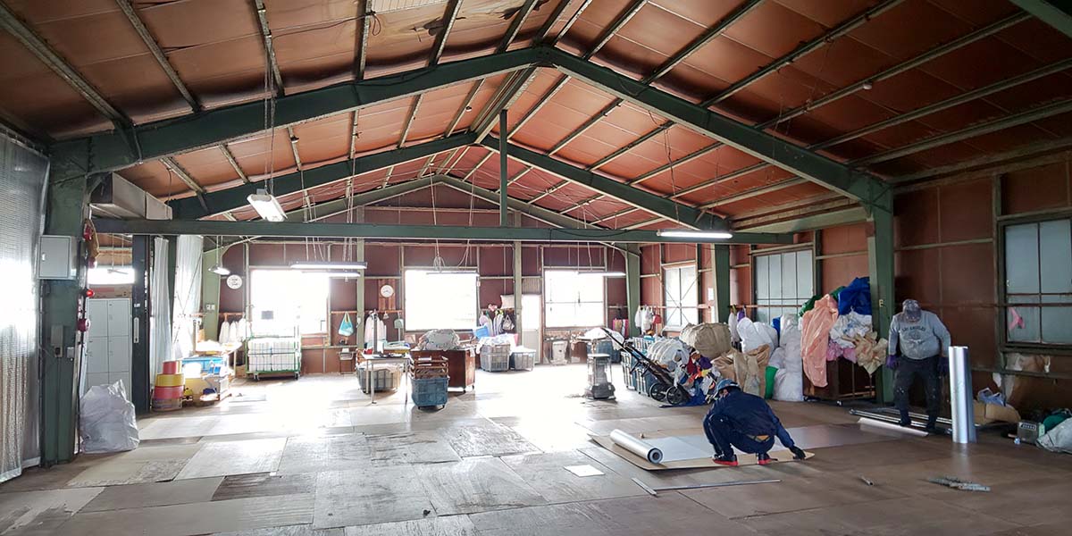 トップヒートバリアー 作業場屋根下遮熱施工前